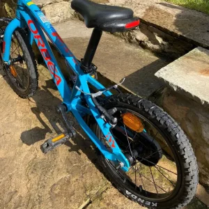 Orbea MX-16 kids bike in blue - Image 3