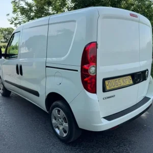 2015 (65) VAUXHALL COMBO 2000 1.3 CDTi SPORTIVE LONG MOT RUNS/DRIVES A1 BARGAIN! - Image 3