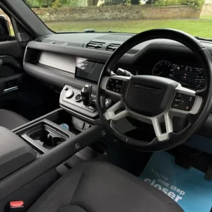 2021 Land Rover Defender 90 3.0 D200 MHEV Hard Top SUV 3dr Diesel Auto 4WD SWB Euro 6 (s/s) (200 ... - Image 2