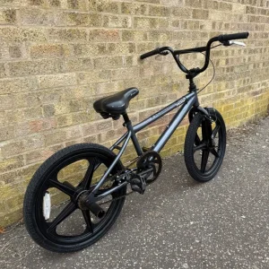 PIRANHA MERCY BMX IN GREY AND BLACK WITH MAT BALCK REAR STUNT PEGS - Image 2