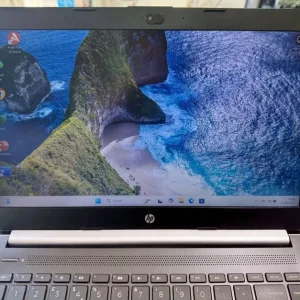 HP Notebook 14-CK0596SA 14" Laptop Intel Core i5 7th Generation 128GB SSD 8GB RAM Windows 11 - Image 2