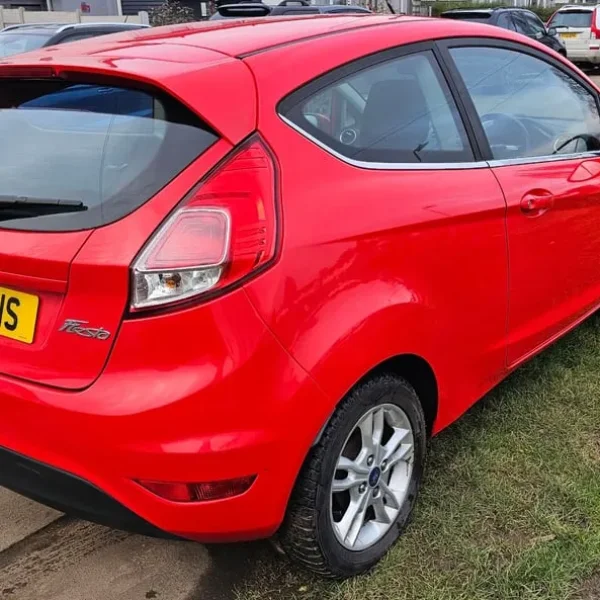 Ford Fiesta Zetec 2014 1.2 petrol