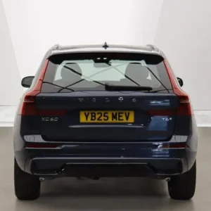 2025 Volvo XC60 2.0 T6 [350] PHEV Plus Dark 5dr AWD Geartronic ESTATE PETROL/ELECTRIC Automatic - Image 7