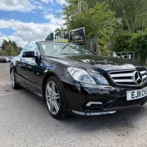2011 Mercedes-Benz E-Class 2.1 E250 CDI BlueEfficiency Sport Cabriolet Tiptronic Euro 5 2dr CONVE... - Image 5