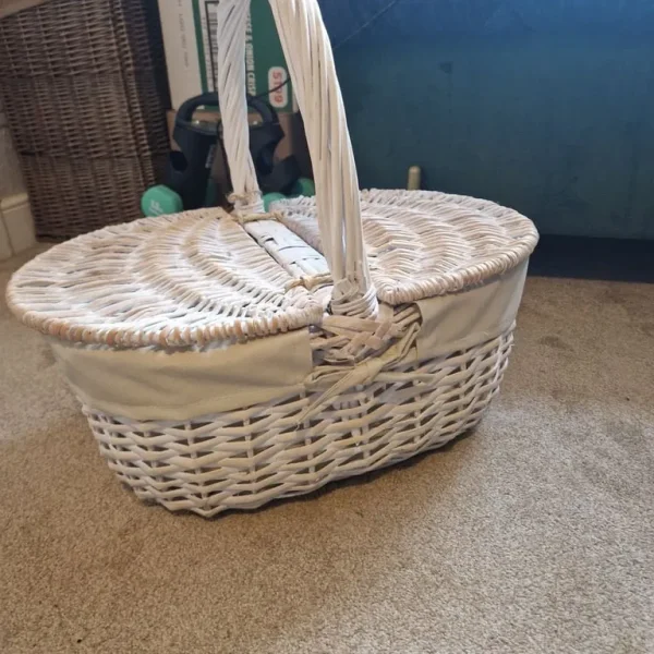 Stacey Solomon picnic basket