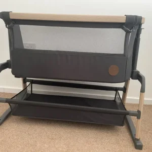 ‏Maxi-Cosi Iora Air bedside crib+ 3 Fitted Sheets (Full Set) - Image 6