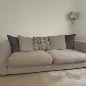 The lindford pillow back large sofa in grey combination - Image 5