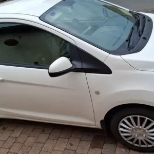 Ford, KA, Hatchback, 2014, Manual, 1242 (cc), 3 doors