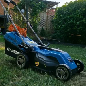 Hyundai electric lawnmower - Image 6