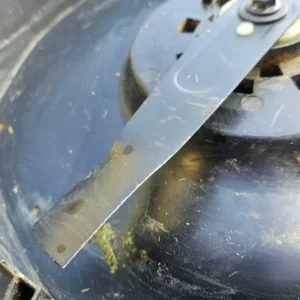 Hyundai electric lawnmower - Image 8