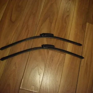 Audi A8 D3 Aero Wiper Blades Windscreen 22" Flat Front (02-10)