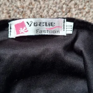 Girls anna dress size 110cms Approx 5 to 6 years - Image 3