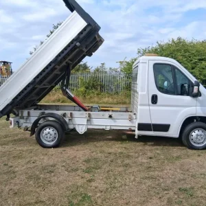 2021 Peugeot Boxer 2.2 BlueHDi Tipper 140ps CHASSIS CAB Diesel Manual