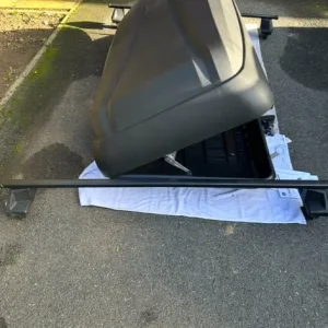 ROOF BOX AND BARS - Image 2