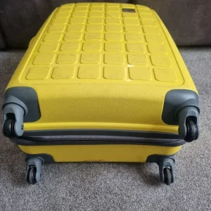 Tripp suitcase (medium) - Image 4