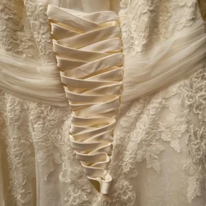 Bellami Wedding Dress. - Image 8