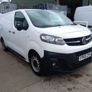 2019 Vauxhall Vivaro L1H1 2900 EDITION S/S AIR CON / RACKING SHELVING Box Van Diesel Manual - Image 8