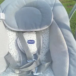 Chicco automatic baby swing (battery operated) - Image 2
