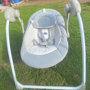 Chicco automatic baby swing (battery operated)