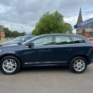 2014 Volvo XC60 D5 SE LUX NAV AWD-AUTOMATIC Estate Diesel Automatic - Image 2