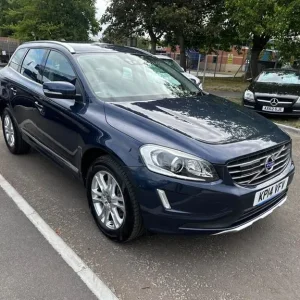 2014 Volvo XC60 D5 SE LUX NAV AWD-AUTOMATIC Estate Diesel Automatic - Image 5