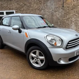 2013 MINI Countryman 1.6 Cooper 5dr HATCHBACK Petrol Manual