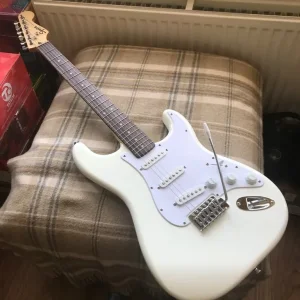 Squier Stratocaster by Fender - Image 5