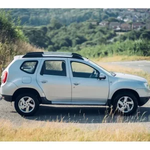 2013 Dacia Duster dCi Laureate SUV Diesel Manual - Image 4