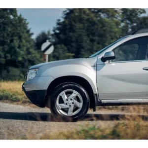 2013 Dacia Duster dCi Laureate SUV Diesel Manual - Image 5