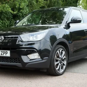 2015 Ssangyong Tivoli 1.6 e-XGi ELX Euro 6 (s/s) 5dr HATCHBACK Petrol Manual - Image 3