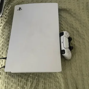 PS5 Disk Version (UnBoxed) - Image 2