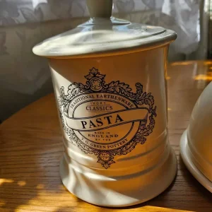 Cloverleaf ivory classic kitchen ware - Image 3