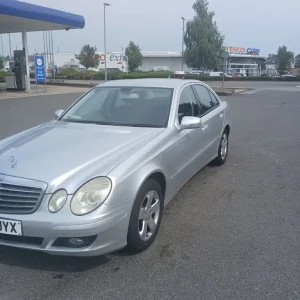 Mercedes-Benz, E CLASS, Saloon, 2006, Semi-Auto, 1796 (cc), 4 doors - Image 8