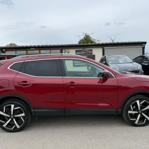 2018 Nissan Qashqai 1.5 dCi Tekna SUV 5dr Diesel Manual Euro 6 (s/s) (110 ps) SUV Diesel Manual - Image 3