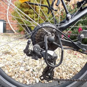 Axcess Hunter step-through electric bike. - Image 2