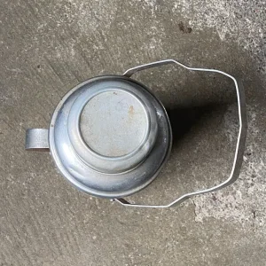 Vintage Chinese Thermos Vacuum Flask with Retro Design - Image 6