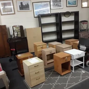 Lovely Polish dark solid oak drawer unit Low Cost Moves 2nd Hand Furniture STALYBRIDGE SK15 3DN - Image 8