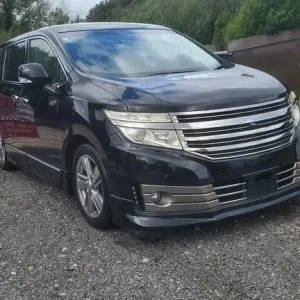 Nissan Elgrand e52 3.5cc rider auto black japanese import leather 41k miles - Image 2