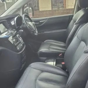 Nissan Elgrand e52 3.5cc rider auto black japanese import leather 41k miles - Image 6