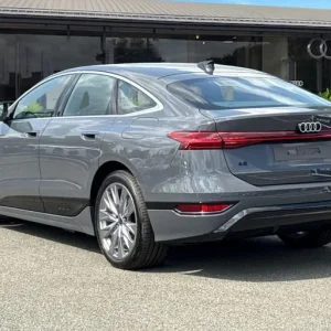 2025 Audi A6 e-tron Avant 100kWh Sport Auto quattro 5dr Hatchback Automatic - Image 2