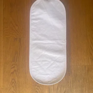 Stokke Sleepi Mini downsizing kit + mattress and mesh liner - Image 5