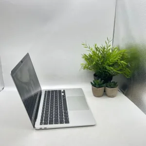 Apple MacBook Air 2019 intel i5 Chip New Flash SSD Ultra Fast Thin Latest SEQUINE OSX for sale - Image 8