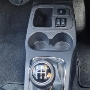 2017 Mitsubishi Mirage Juro 1.2 petrol,15k,FSH - Image 4