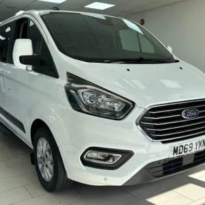 2020 Ford Tourneo Custom 2.0 320 EcoBlue Zetec Minibus Double Cab 5dr Diesel Manual L2 Euro 6 (s/... - Image 7