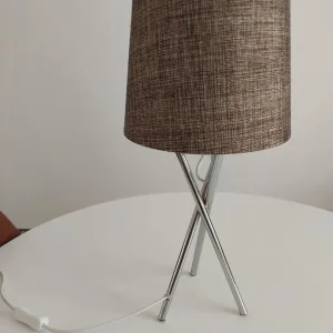 Tripod table lamp - Image 3