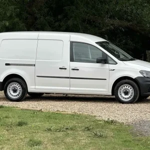 2019 Volkswagen Caddy Maxi TDI C20 Startline Panel Van Diesel Manual - Image 2
