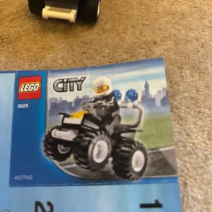 X7 Lego City Police Polybags - Image 7