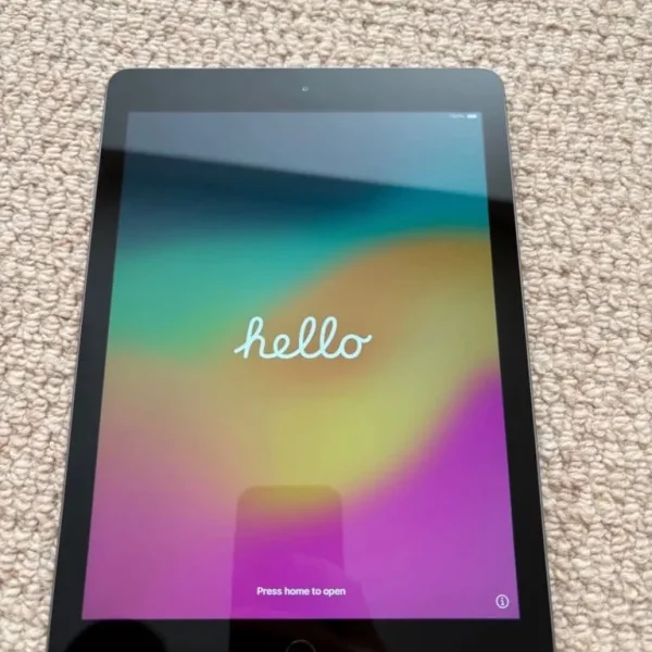 iPad 6th Generation 32GB Excellent condition