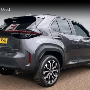 2023 Toyota Yaris Cross 1.5 Hybrid Design 5dr CVT Hybrid Estate Estate Hybrid Automatic - Image 2