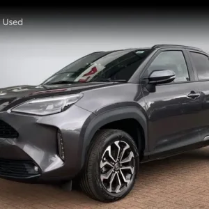 2023 Toyota Yaris Cross 1.5 Hybrid Design 5dr CVT Hybrid Estate Estate Hybrid Automatic - Image 3